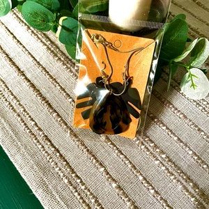 Leaf Earrings and Necklace Set